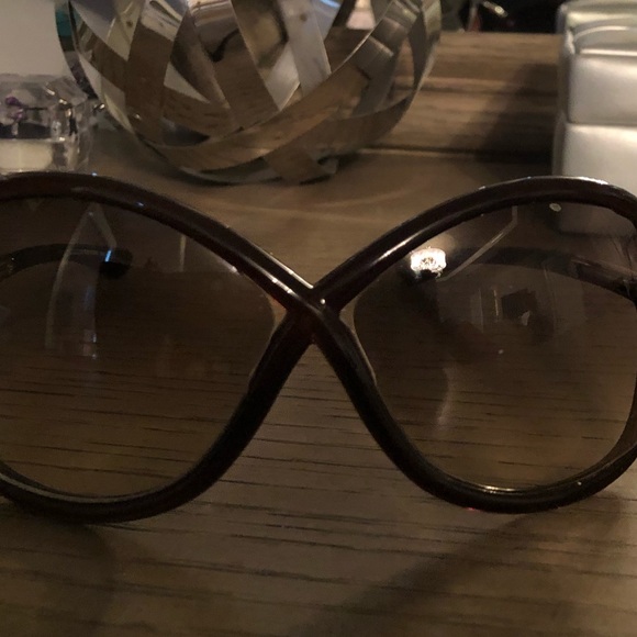 COPY - ✨ Tom Ford Women\'s Sunglasses✨ main image 5